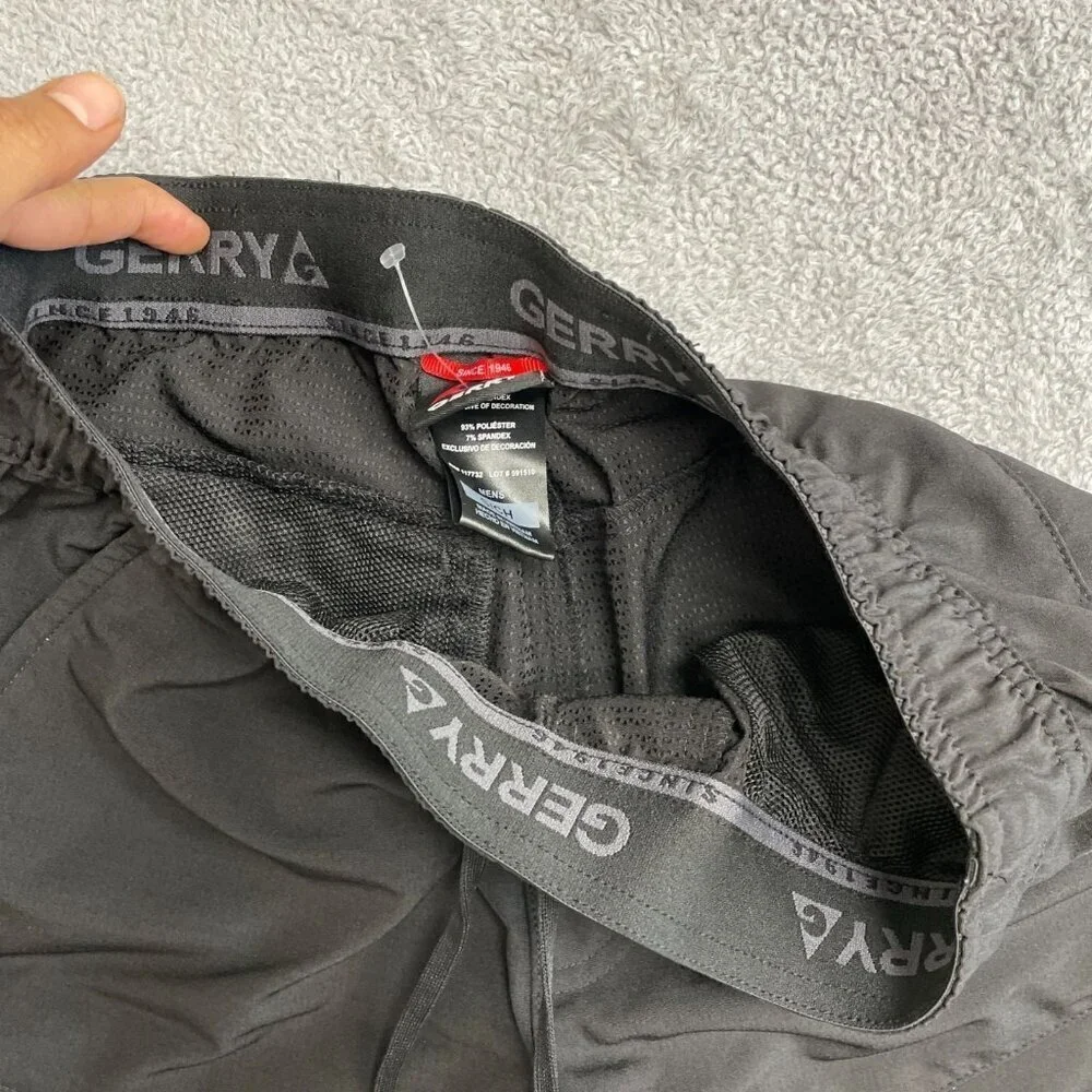 NWOT Gerry Men's Black Small Hiking Outdoor Cargo Shorts
